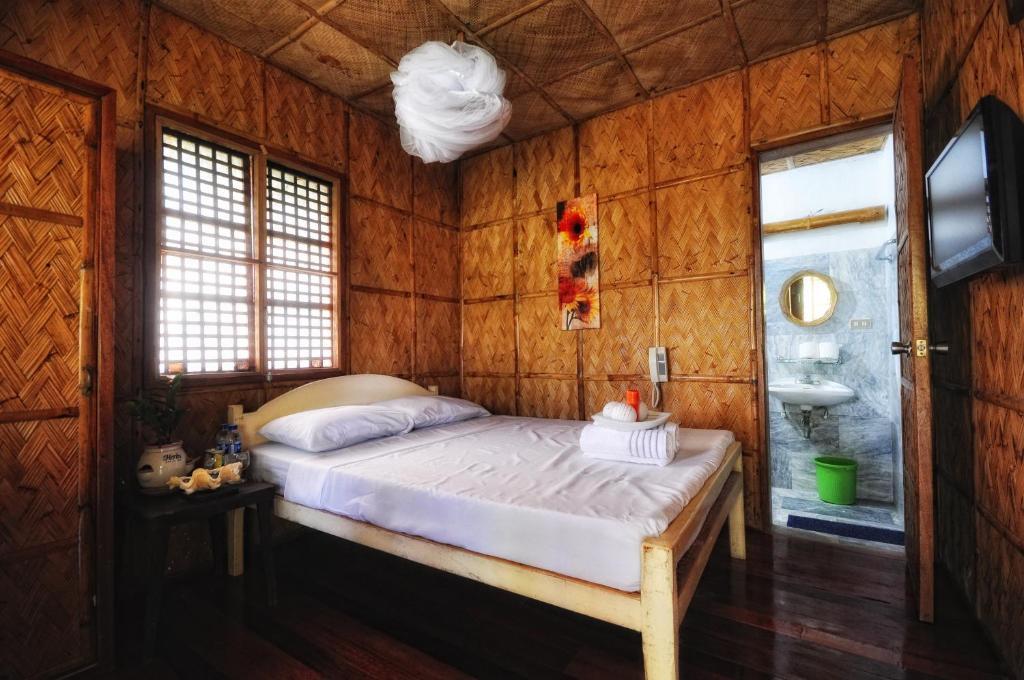 Villa De Pico Highland Beach Resort Puerto Galera Chambre photo