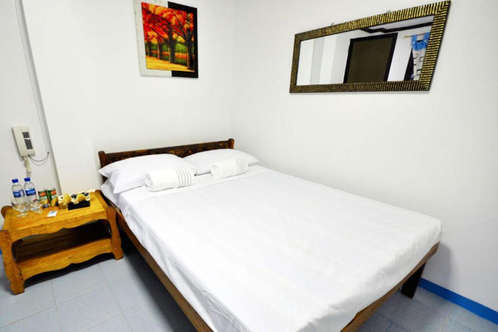 Villa De Pico Highland Beach Resort Puerto Galera Chambre photo